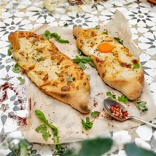 Cheese Pide