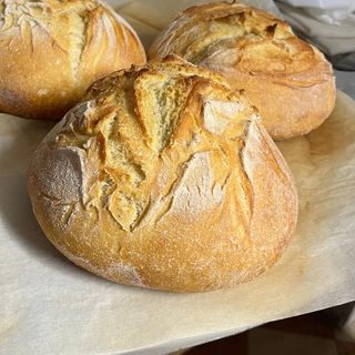 Pagnotta 100% semola di grano duro italiano.