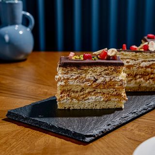 სნიკერსი