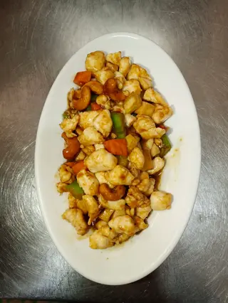 51. Pollo con anacardi