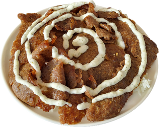 Телешки дюнер кебап с ориз и чеснов сос