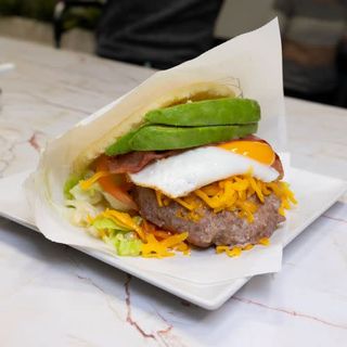 Arepa burger especial