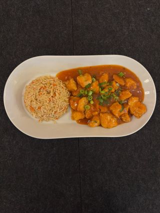 Pui Manchurian cu orez cu ou