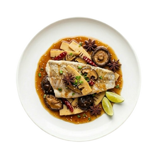 Pescado Con Bambú Y Setas Chinas