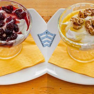 Yogurt Greco Miele e Noci Fresco e dolce