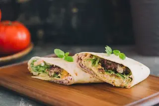 Burger u tortilji