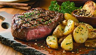 Boston steak si cartofi aromati