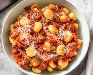Gnocci Boloñesa