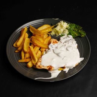 Pileći file sa žara u šampinjon sosu