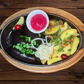Кров’янка з печеною картоплею (350/50г)