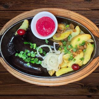 Кров’янка з печеною картоплею (350/50г)