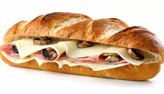 Panino con salamella, funghi porcini e taleggio