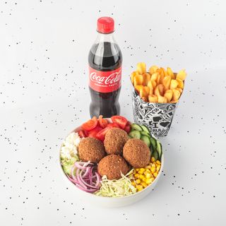 Salata falafel vege menu