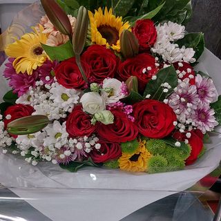 11 Rosa rosso girasole gerbere campo colorato lisianthus casarosa profumat