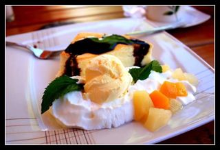 Sernik z Lodami I Bitą Śmietaną