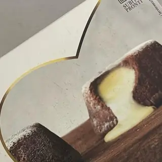 TORTINO AL CUORE CALDO CIOCCOLATO BIANCO