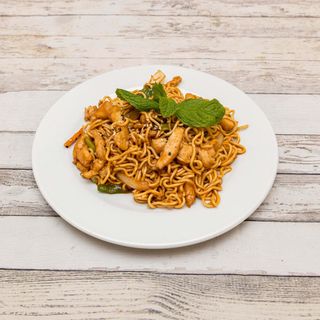 38. Yakisoba
