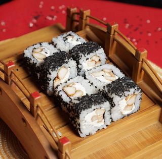 Ռոլլ Հավի կրծքամսով