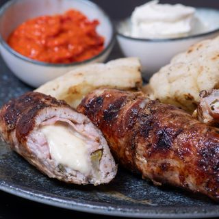 Punjena vešalica, 2 komada (420g)