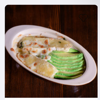 Avocado gratinat cu brie si mozzarella