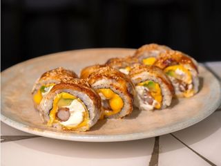 АБУРІ ВУГОР