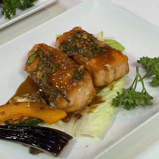 T6. Teppanyaki De Salmón