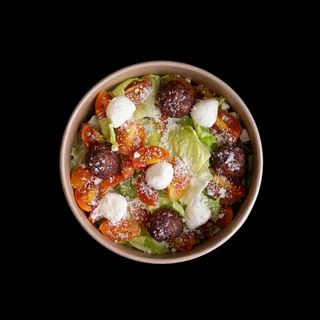 INSALATA POLPETTE E MOZZARELLA