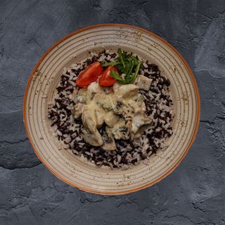 Пилешко филе с микс гъби и пармезан   350г