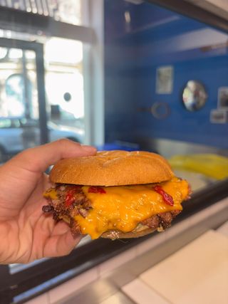 SMASHERS SPICY - burger, fries & drink
