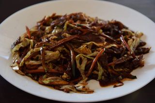 Svinjetina na rezance sa sedam začina