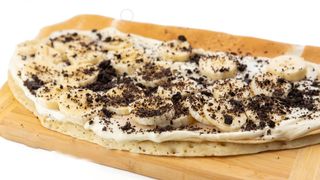 Clatita cu Ciocolata Alba & Banana & Oreo