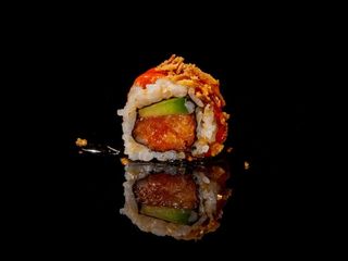 Crispy salmon roll