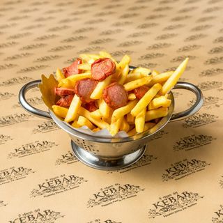 Patate fritte con wurstel