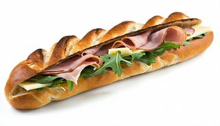 Panino con speck, brie, rucola e salsa Worchester