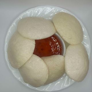 Chipsy krewetkowe 5 szt z sosem słodko ostrym 