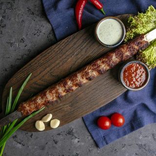 ქაბაბი ღორის-საქონლის ხორცით