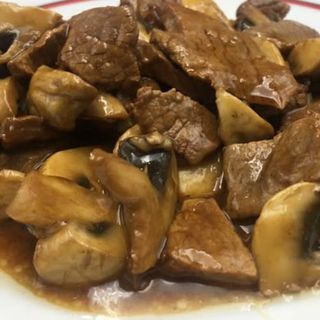 Ternera con champiñón