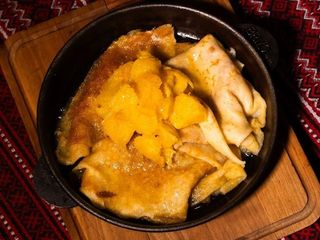 Пʼянкі млинці з цитрусом