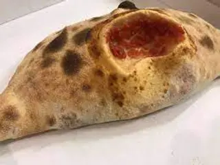 Calzone 4 formaggi