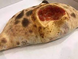 Calzone 4 formaggi
