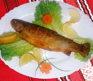 Пържена пъстърва 1бр.