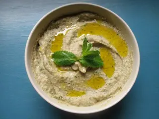 Moutabal
