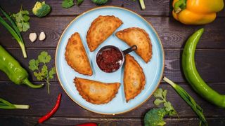 Чебуреки (300г)