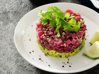 Tatar tuńczyka (300g)