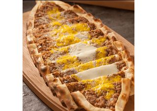 Пиде с кайма и яйце (400г)