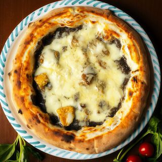 Pizza Tartufo Nero
