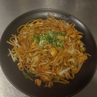 Tallarines con pollo 