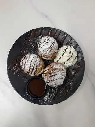Trio de Profitéroles