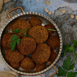 12. Ración De Falafel