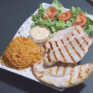 Meniu Piept de Pui Grill 550 Gr.